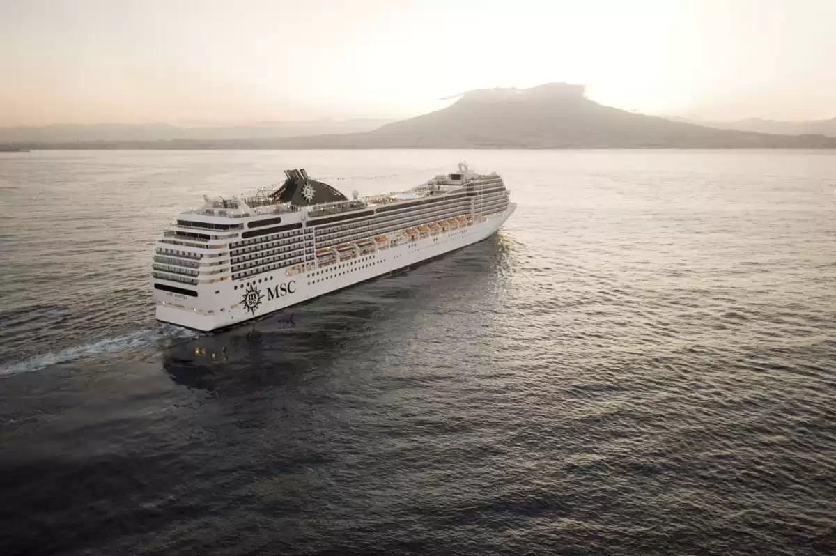 MSC Poesia – Alaska desde Seattle (mayo a septiembre 2026)